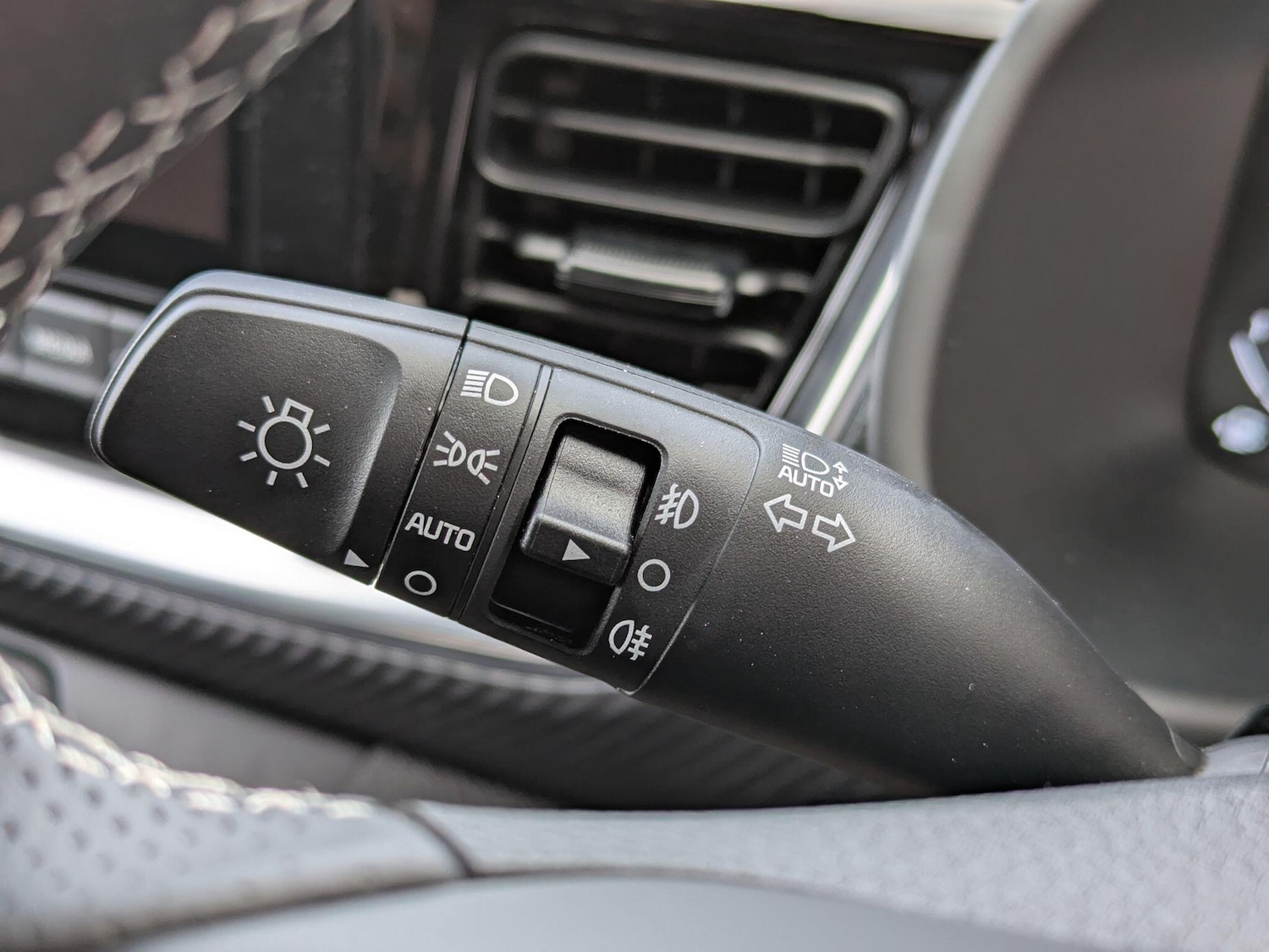 Used Kia Stonic 2025 for sale - 77315300: Photo 16