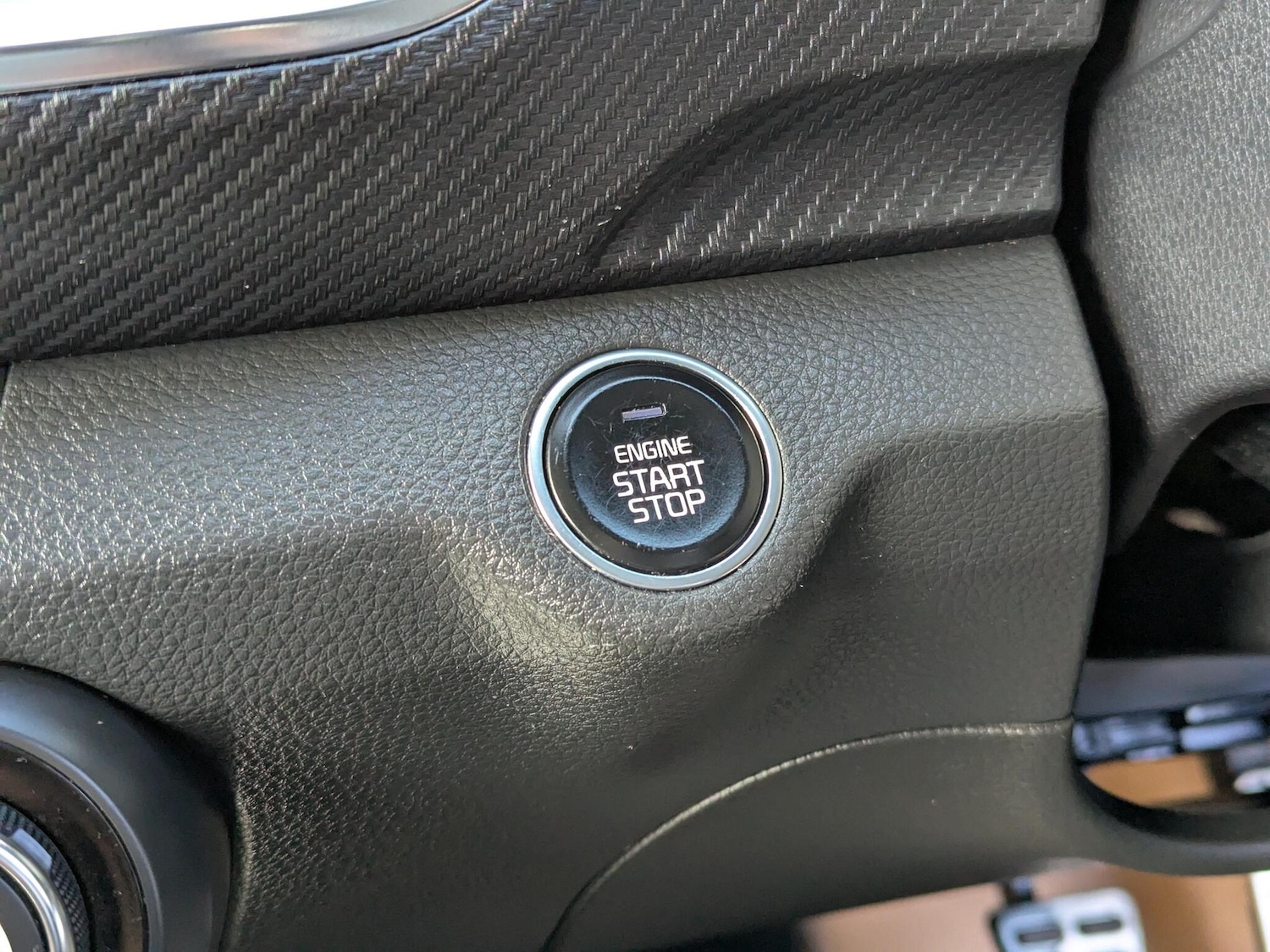 Used Kia Stonic 2024 for sale - 76152079: Photo 24