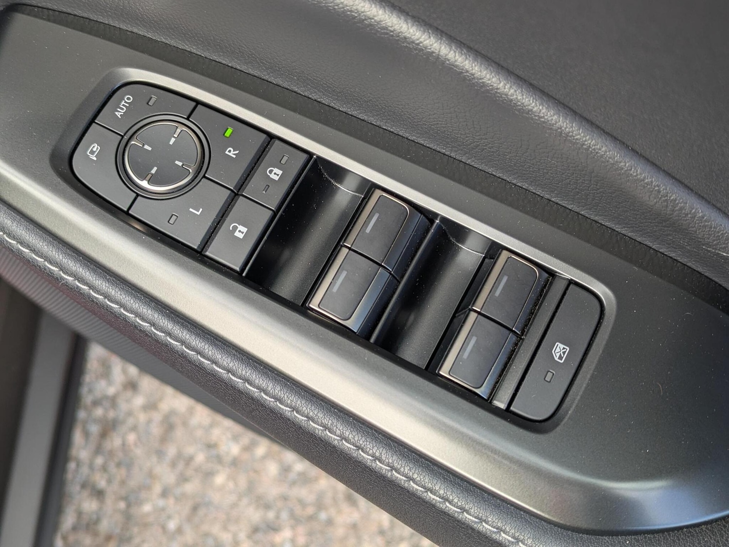 Used Lexus LBX 2024 for sale - 76152669: Photo 10