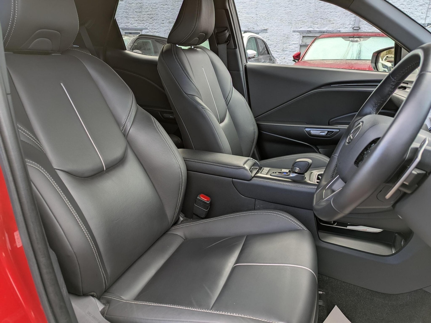 Used Lexus LBX 2024 for sale - 76152669: Photo 11