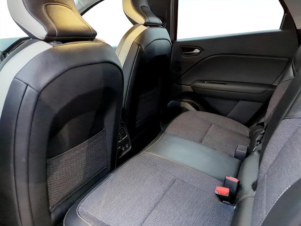 Used Renault Captur 2021 for sale - 77230577: Photo 12