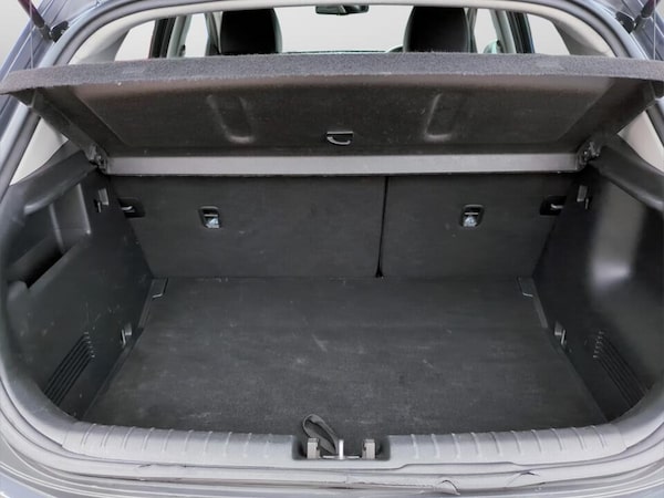 Used Kia Stonic 2021 for sale - 76166353: Photo 13