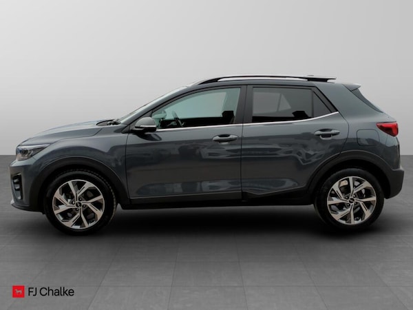 Used Kia Stonic 2021 for sale - 76166353: Photo 2