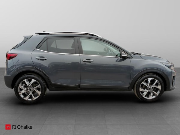 Used Kia Stonic 2021 for sale - 76166353: Photo 6