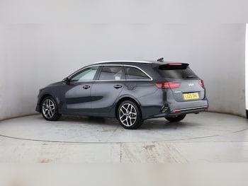 Used Kia Ceed 2025 for sale - 77509913: Photo