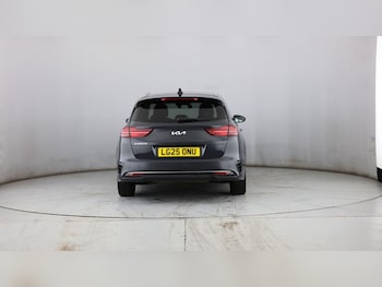 Used Kia Ceed 2025 for sale - 77509913: Photo