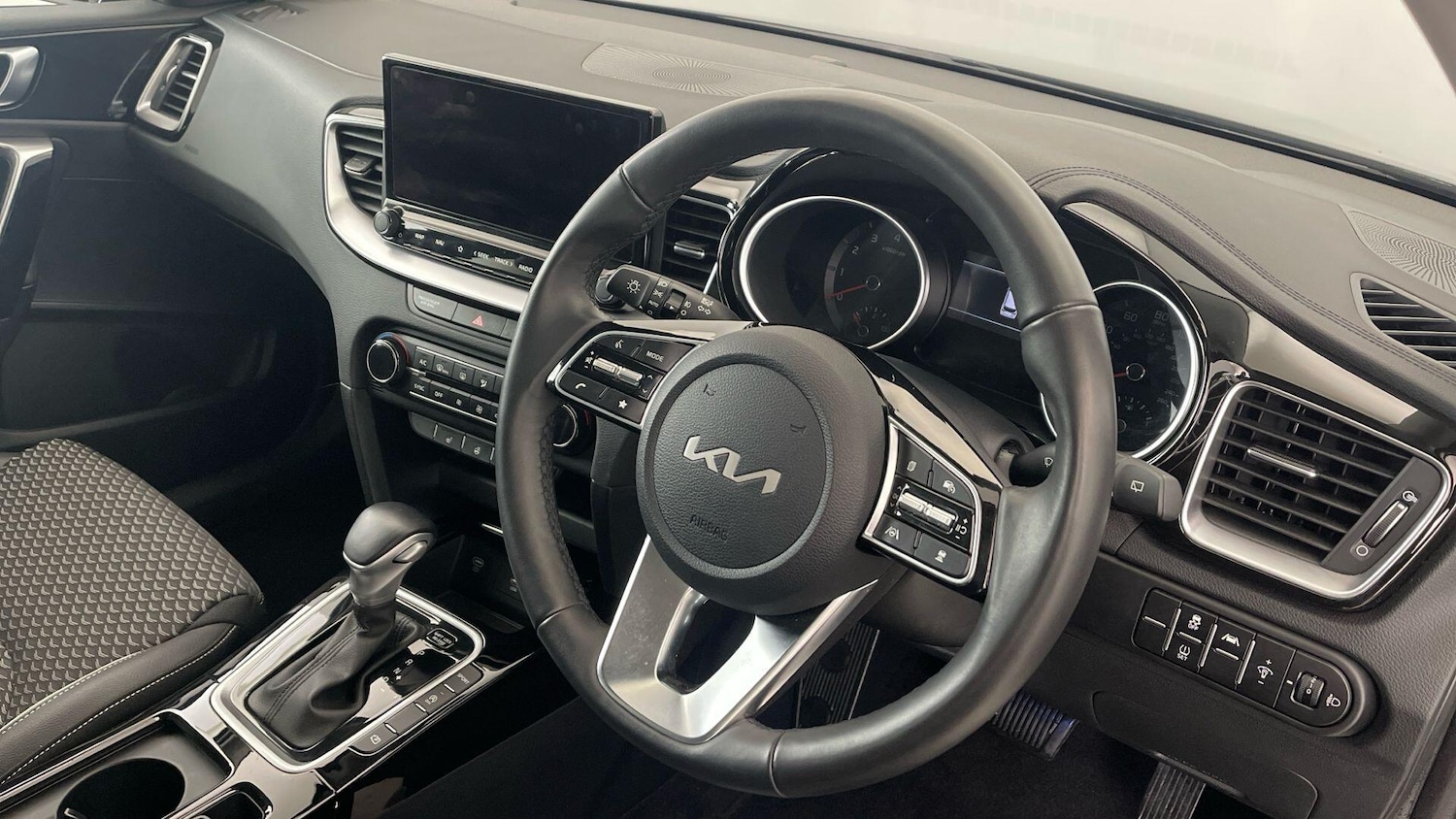 Used Kia Ceed 2025 for sale - 77509913: Photo 7