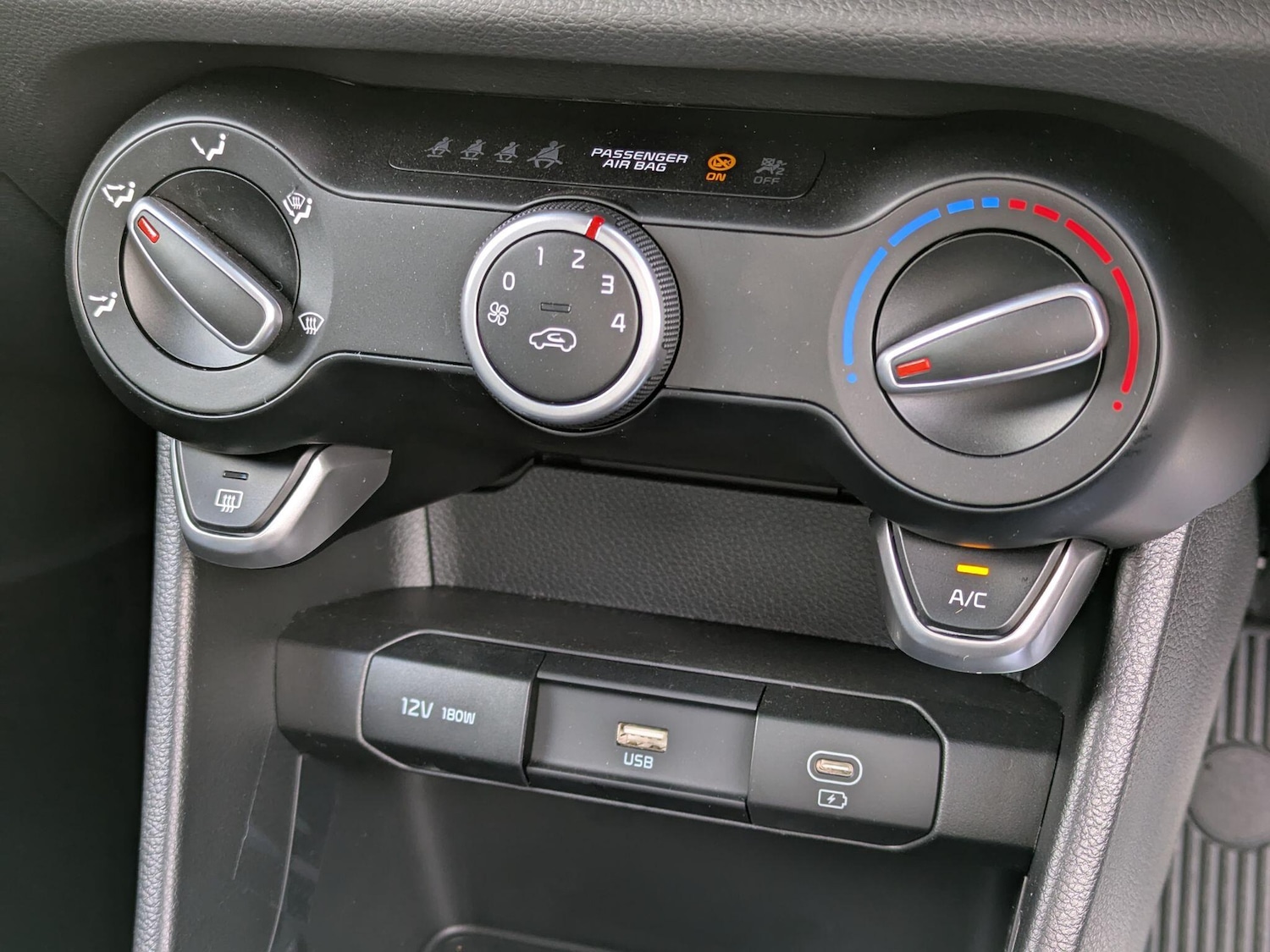 Used Kia Picanto 2025 for sale - 76549608: Photo 17