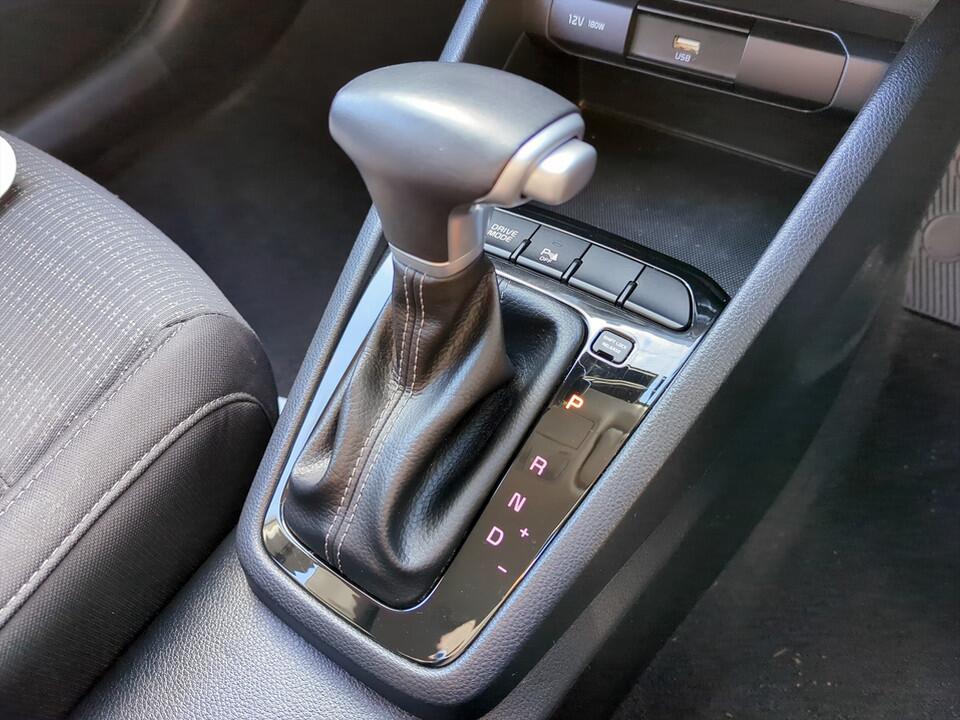 Used Kia Stonic 2022 for sale - 76839397: Photo 20