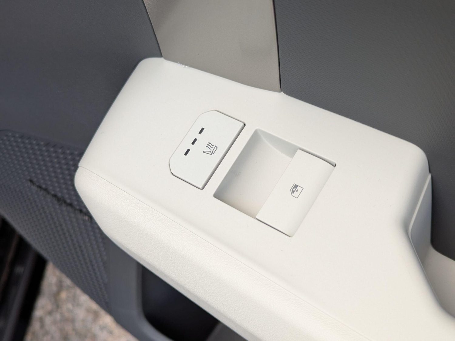 Used Kia EV3 2025 for sale - 76913631: Photo 10