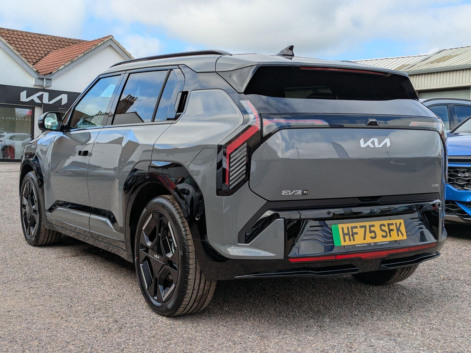 Used Kia EV3 2025 for sale - 76913631: Photo 4