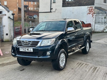 Used Toyota Hilux 2012 for sale - 77656632: Photo