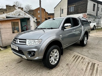 Used Mitsubishi L200 2015 for sale - 77647234: Photo