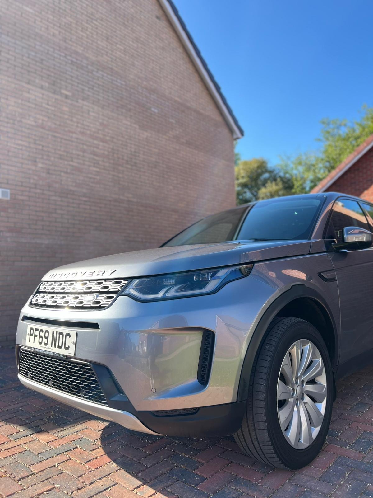 Used Land Rover Discovery Sport 2020 for sale - 76213720: Photo 3