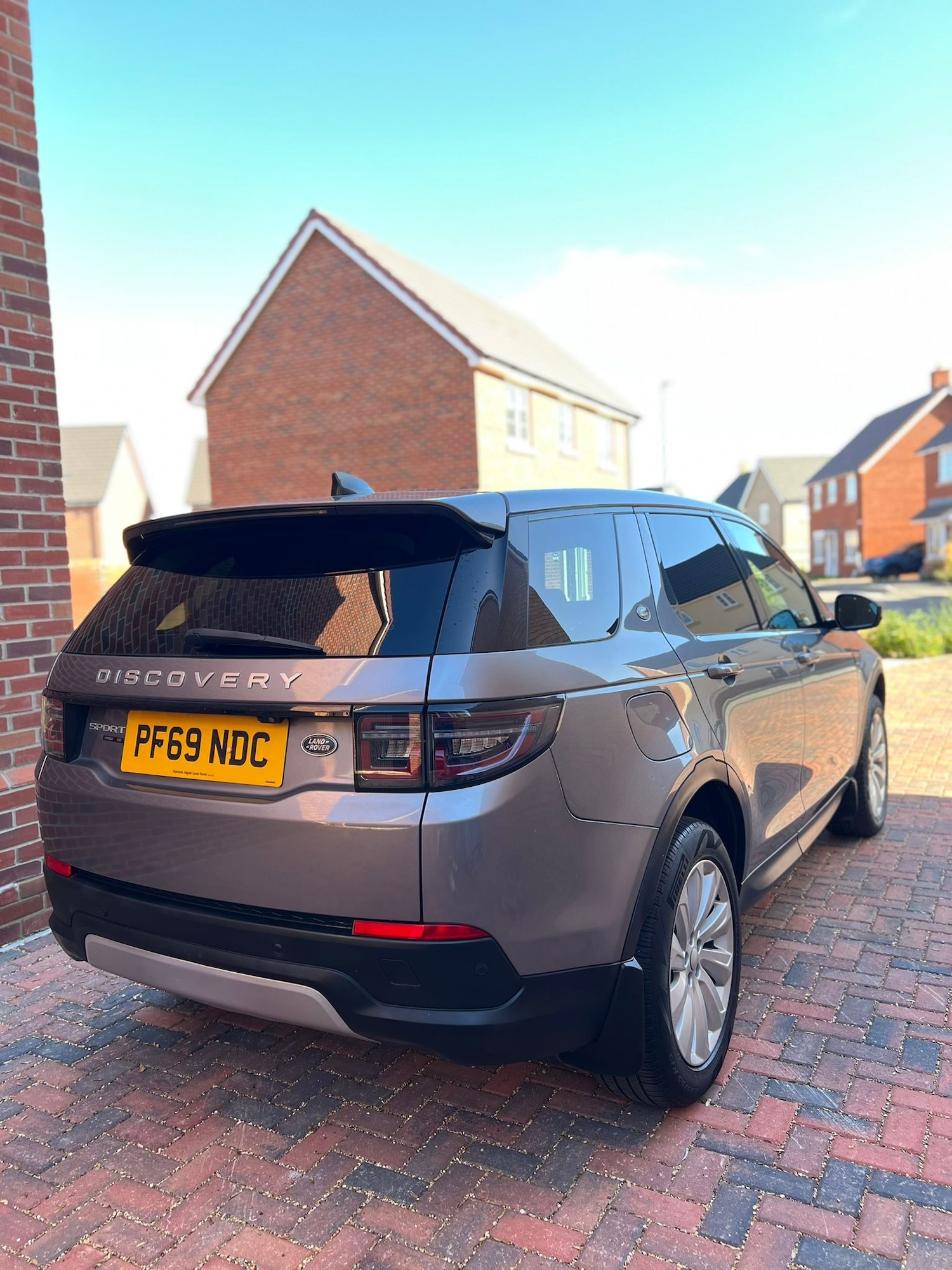 Used Land Rover Discovery Sport 2020 for sale - 76213720: Photo 5
