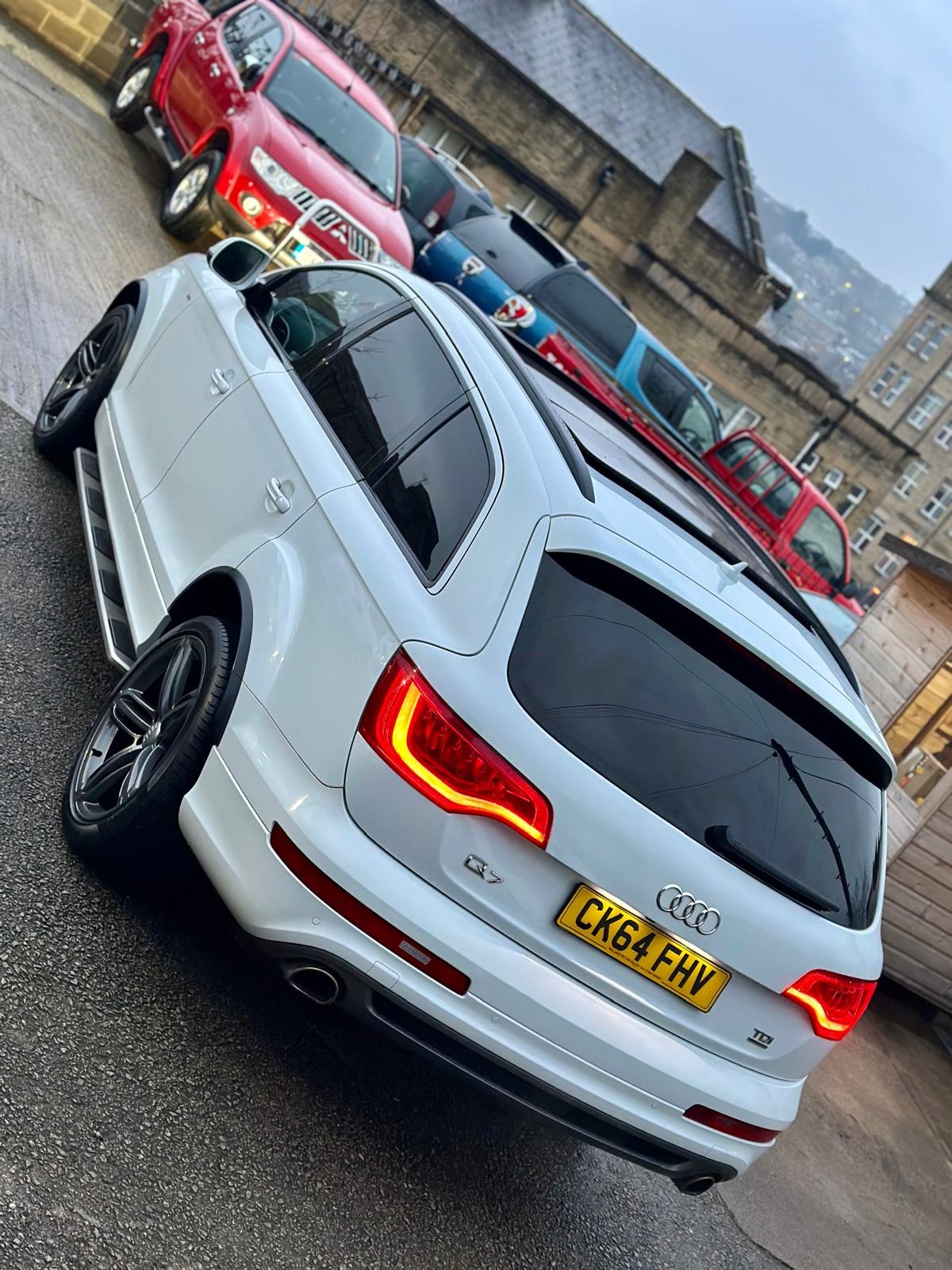 Used Audi Q7 2014 for sale - 77630031: Photo 40