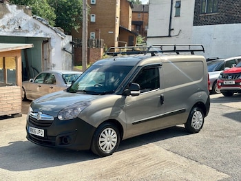 Used Vauxhall Combo 2016 for sale - 75918920: Photo