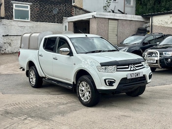 Mitsubishi - L200