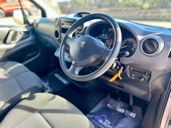 Used Peugeot Partner 2017 for sale - 75872350: Photo 10