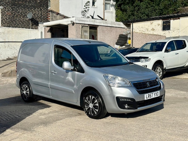 Used Peugeot Partner 2017 for sale - 75872350: Photo 1
