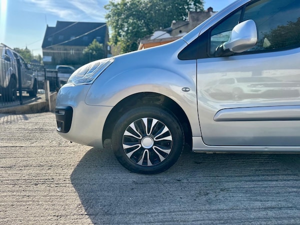 Used Peugeot Partner 2017 for sale - 75872350: Photo 21