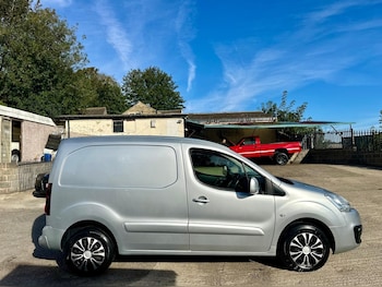Used Peugeot Partner 2017 for sale - 75872350: Photo 3