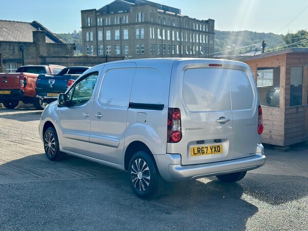 Used Peugeot Partner 2017 for sale - 75872350: Photo 7