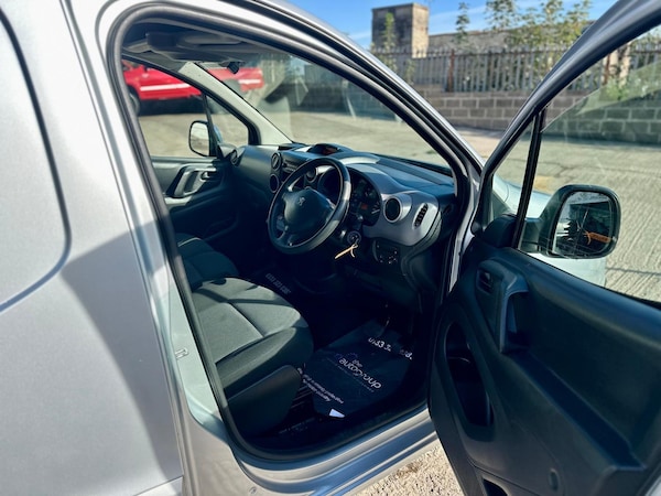 Used Peugeot Partner 2017 for sale - 75872350: Photo 8