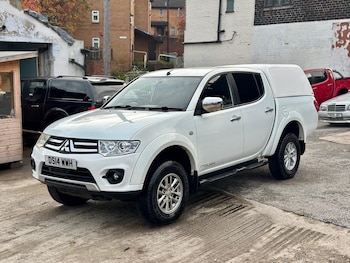 Used Mitsubishi L200 2014 for sale - 76562569: Photo