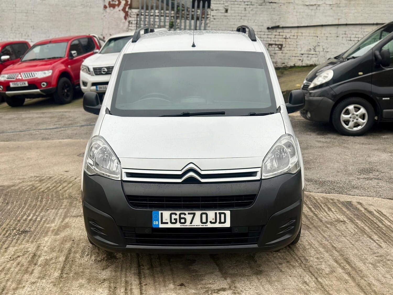 Used Citroen Berlingo 2017 for sale - 77416969: Photo 17