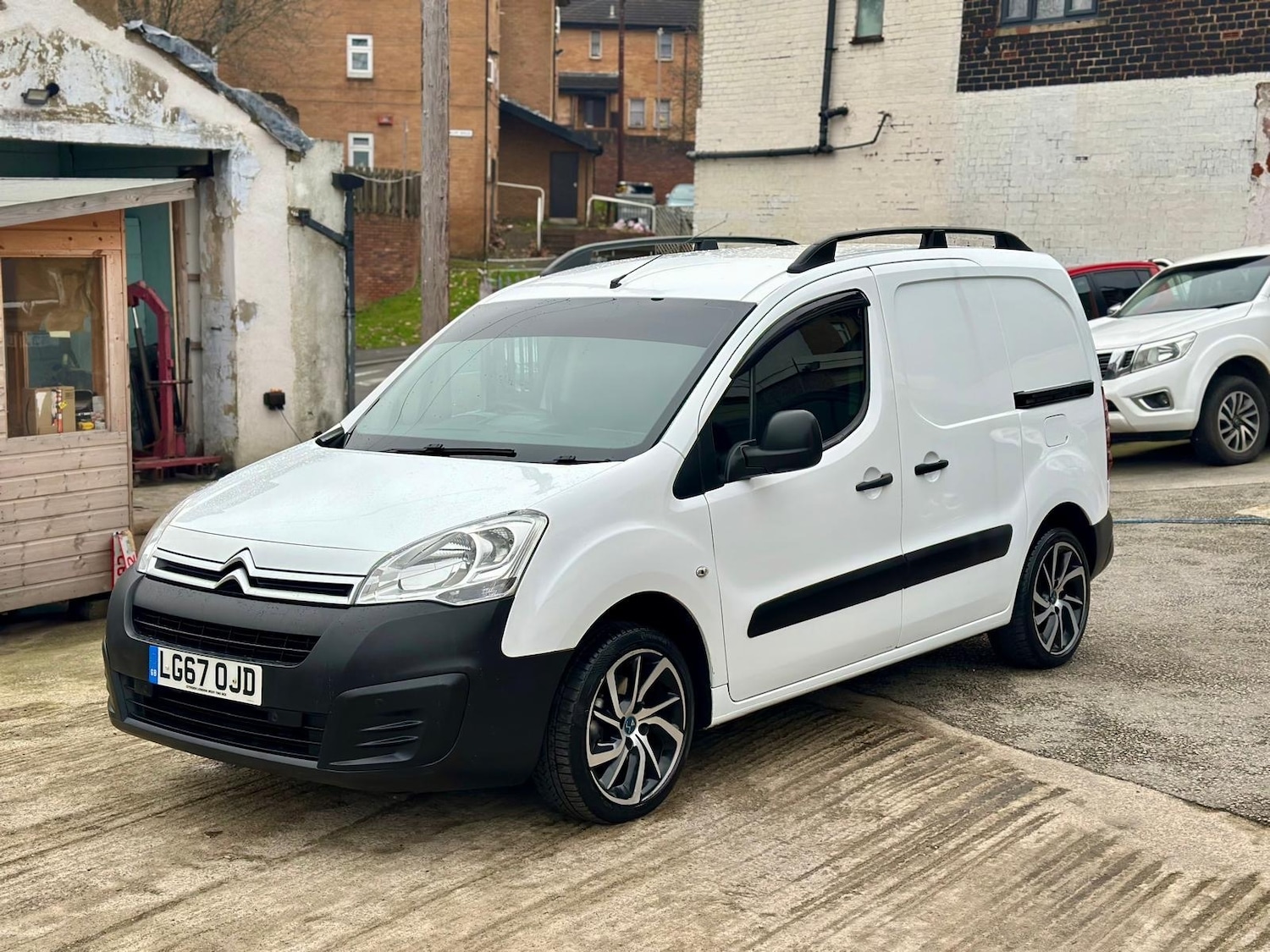 Used Citroen Berlingo 2017 for sale - 77416969: Photo 2