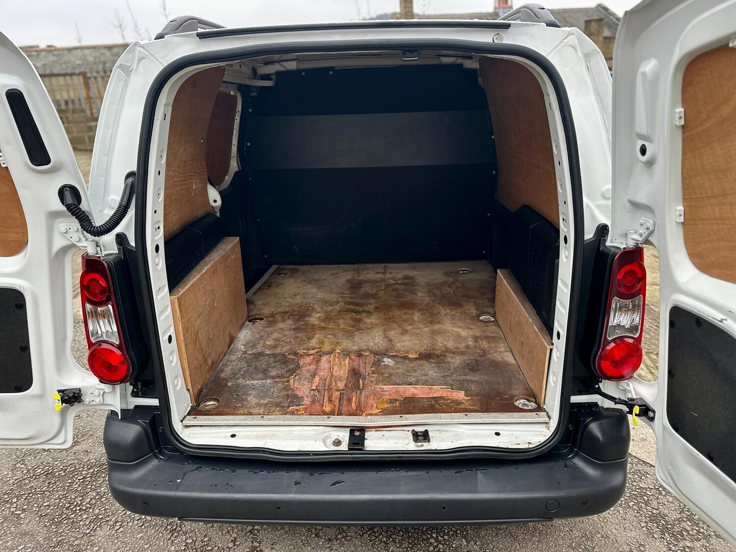 Used Citroen Berlingo 2017 for sale - 77416969: Photo 27