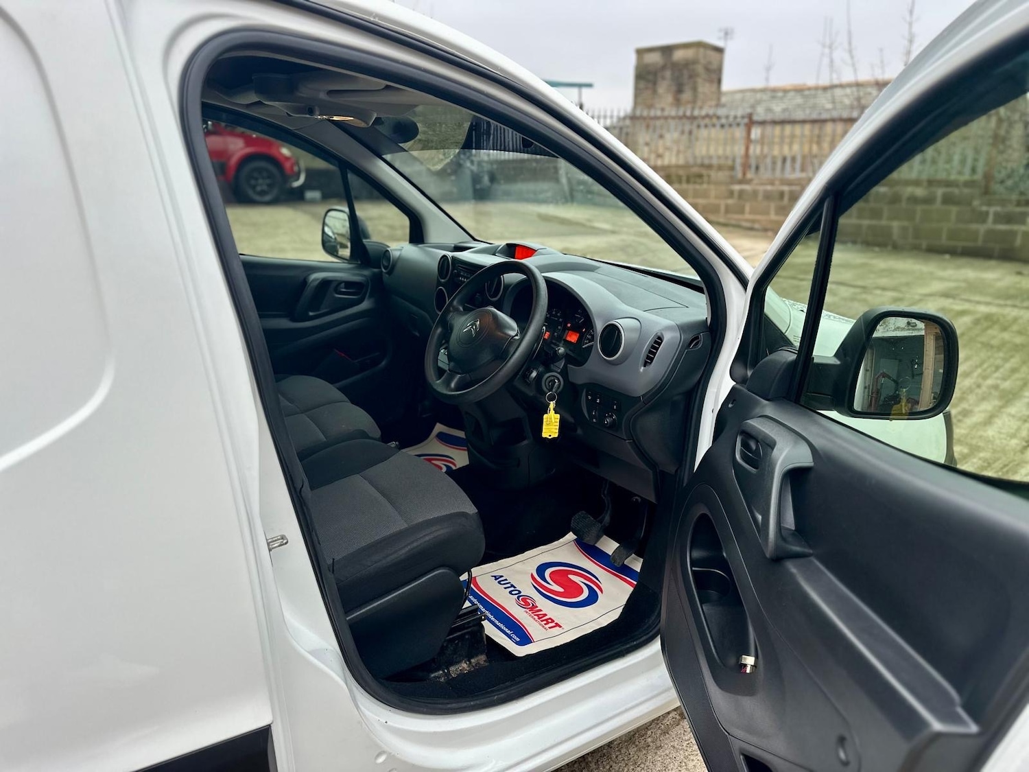 Used Citroen Berlingo 2017 for sale - 77416969: Photo 9