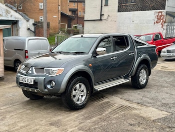 Used Mitsubishi L200 2006 for sale - 76562567: Photo