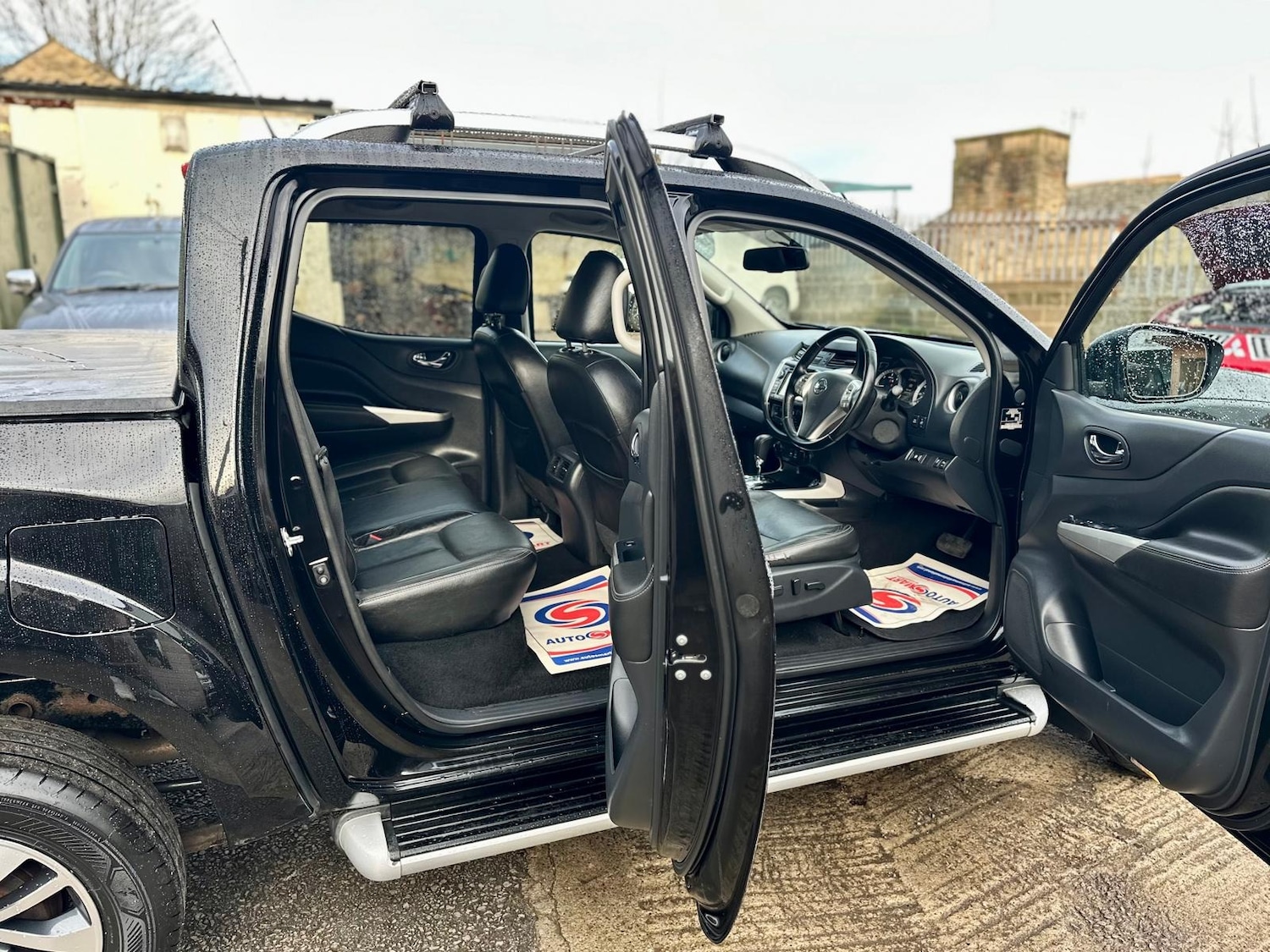 Used Nissan Navara 2019 for sale - 76963019: Photo 15