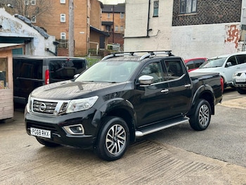 Used Nissan Navara 2019 for sale - 76963019: Photo