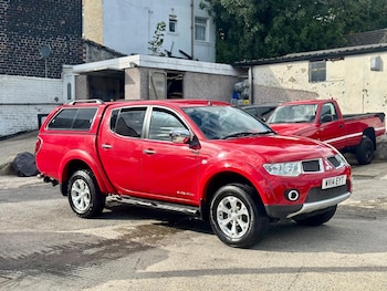 Mitsubishi - L200