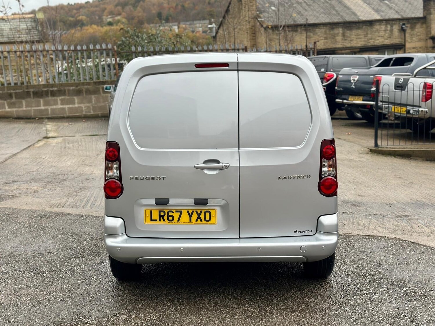 Used Peugeot Partner 2017 for sale - 76556740: Photo 23