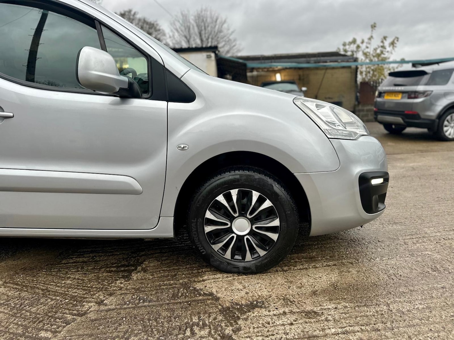 Used Peugeot Partner 2017 for sale - 76556740: Photo 24