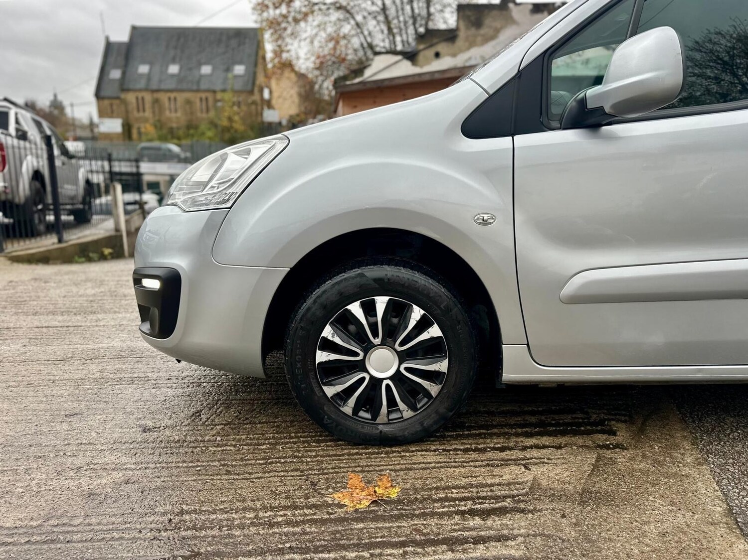 Used Peugeot Partner 2017 for sale - 76556740: Photo 25