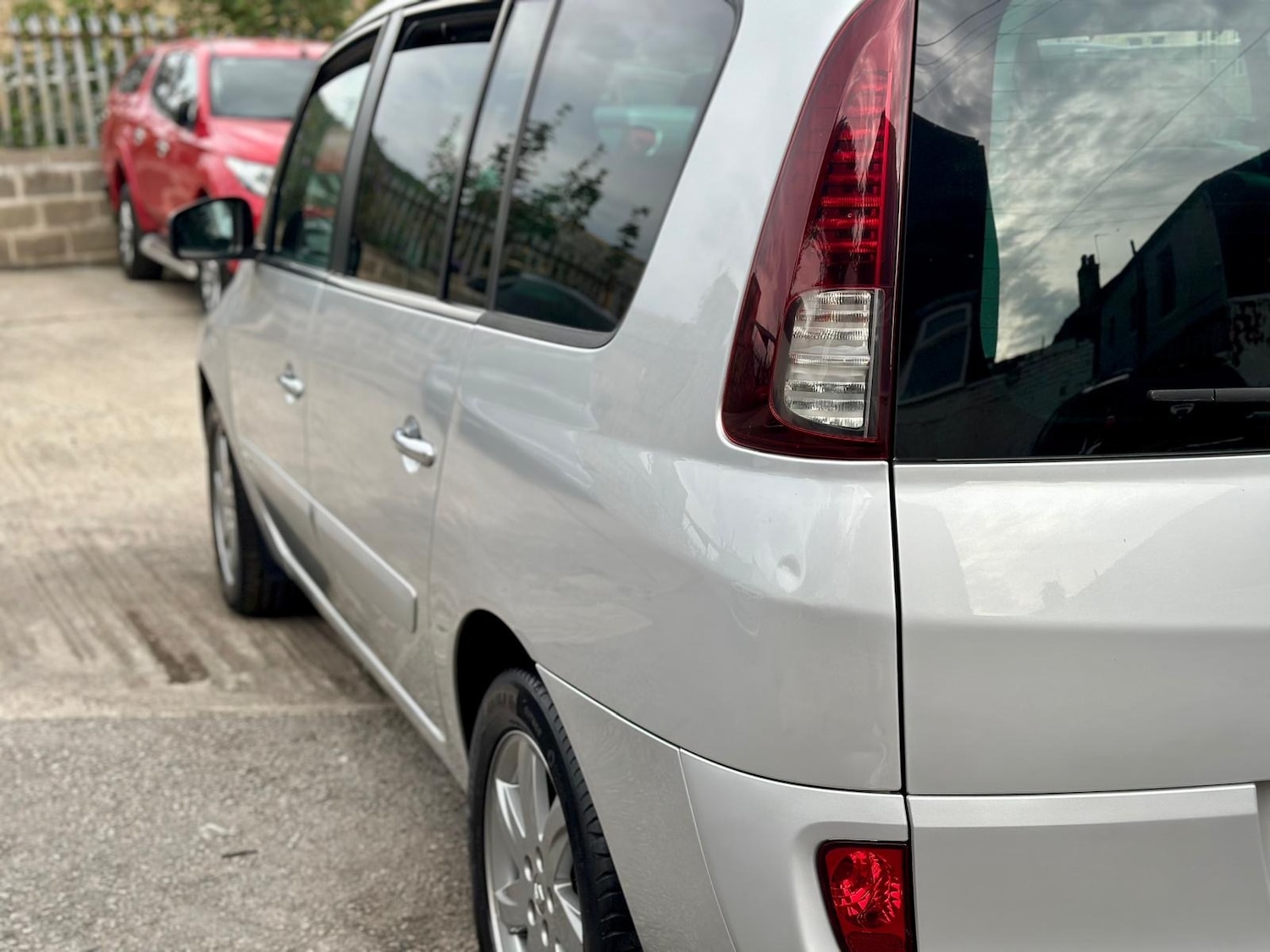 Vehicle 19