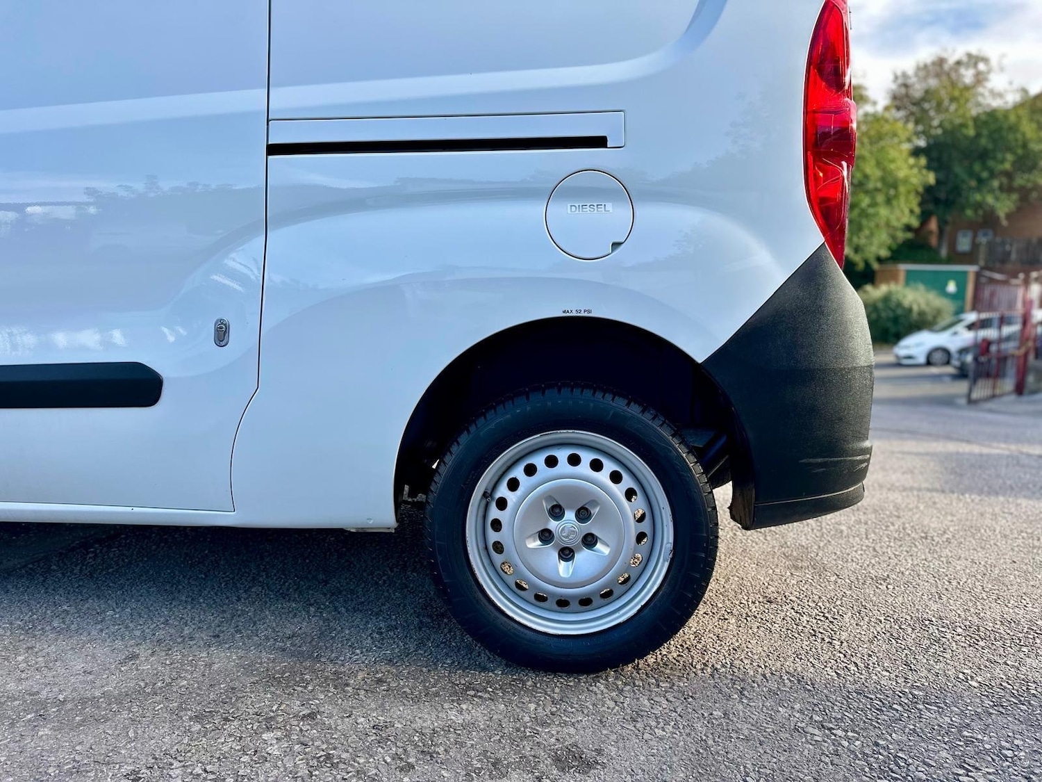 Used Vauxhall Combo 2016 for sale - 75925672: Photo 27