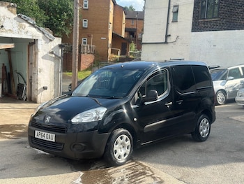Used Peugeot Partner 2015 for sale - 75124978: Photo