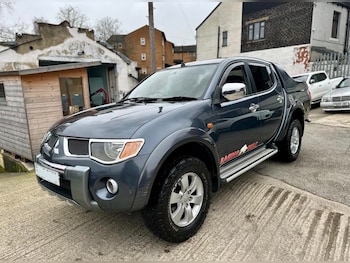 Used Mitsubishi L200 2010 for sale - 79119994: Photo