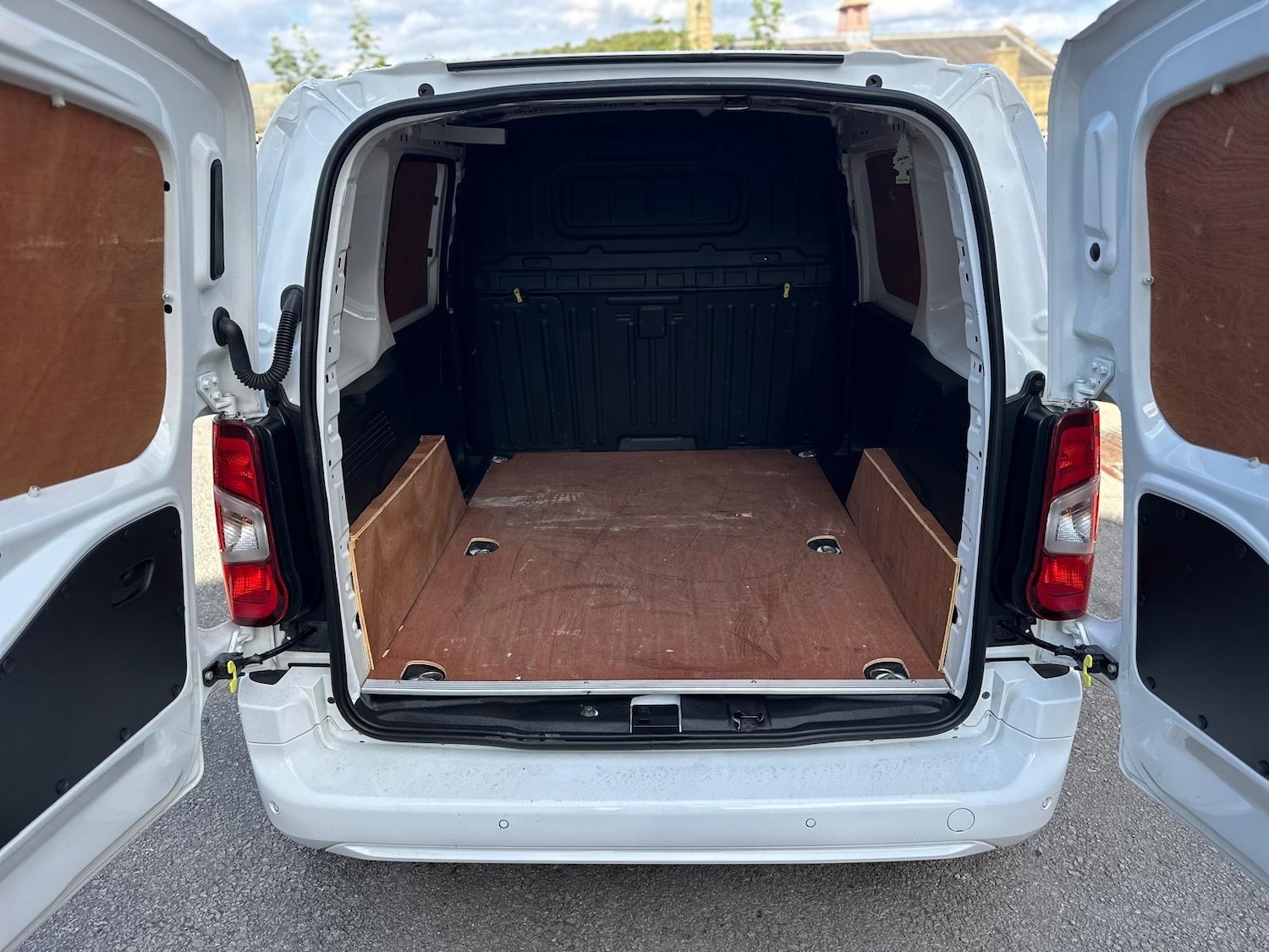Vehicle 27