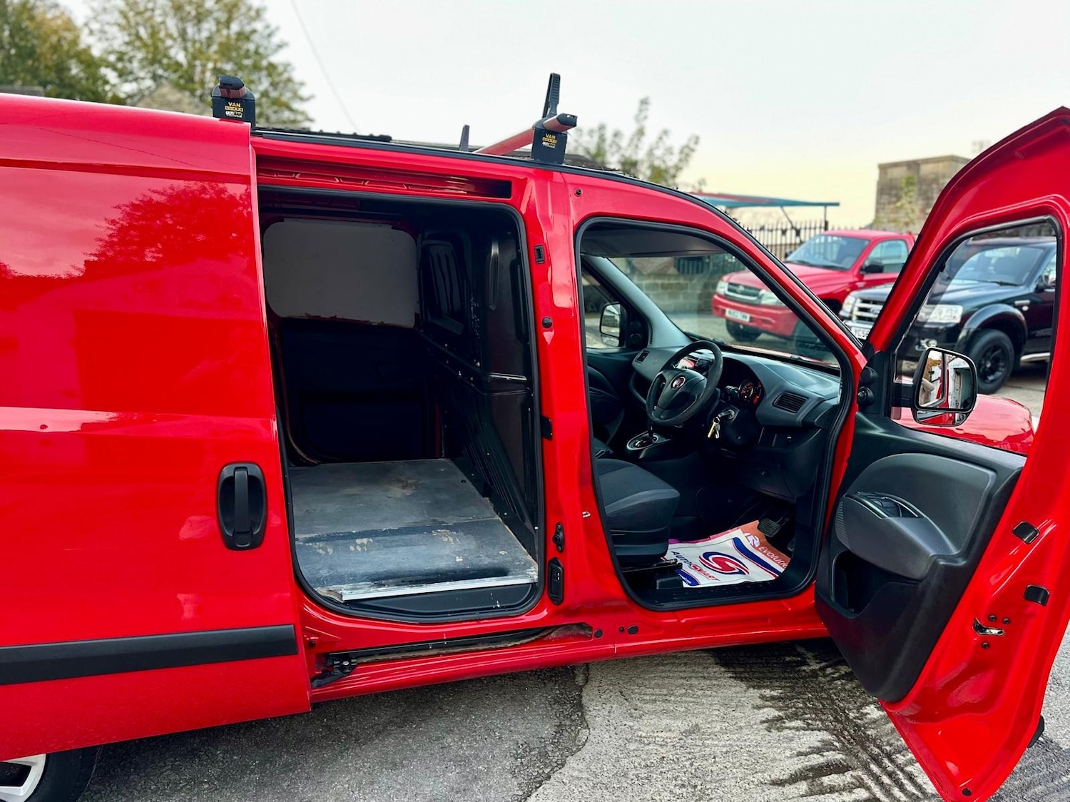 Used Fiat Doblo 2015 for sale - 76362872: Photo 11