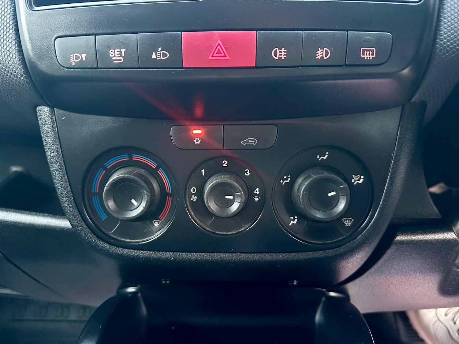 Used Fiat Doblo 2015 for sale - 76362872: Photo 17