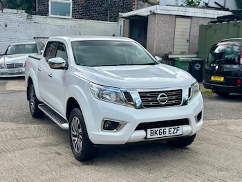Used Nissan Navara 2016 for sale - 79401787: Photo
