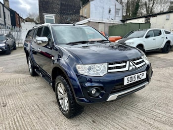 Used Mitsubishi L200 2015 for sale - 77829969: Photo