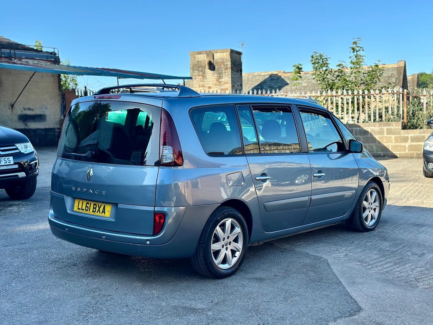Vehicle 25